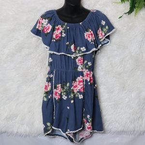 Love Mood Floral Off-shoulder Romper